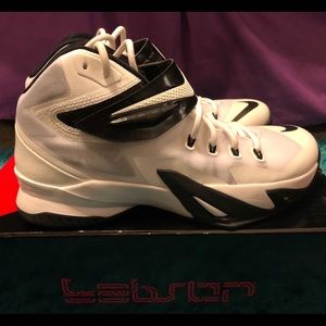 Nike zoom soldier VIII TB